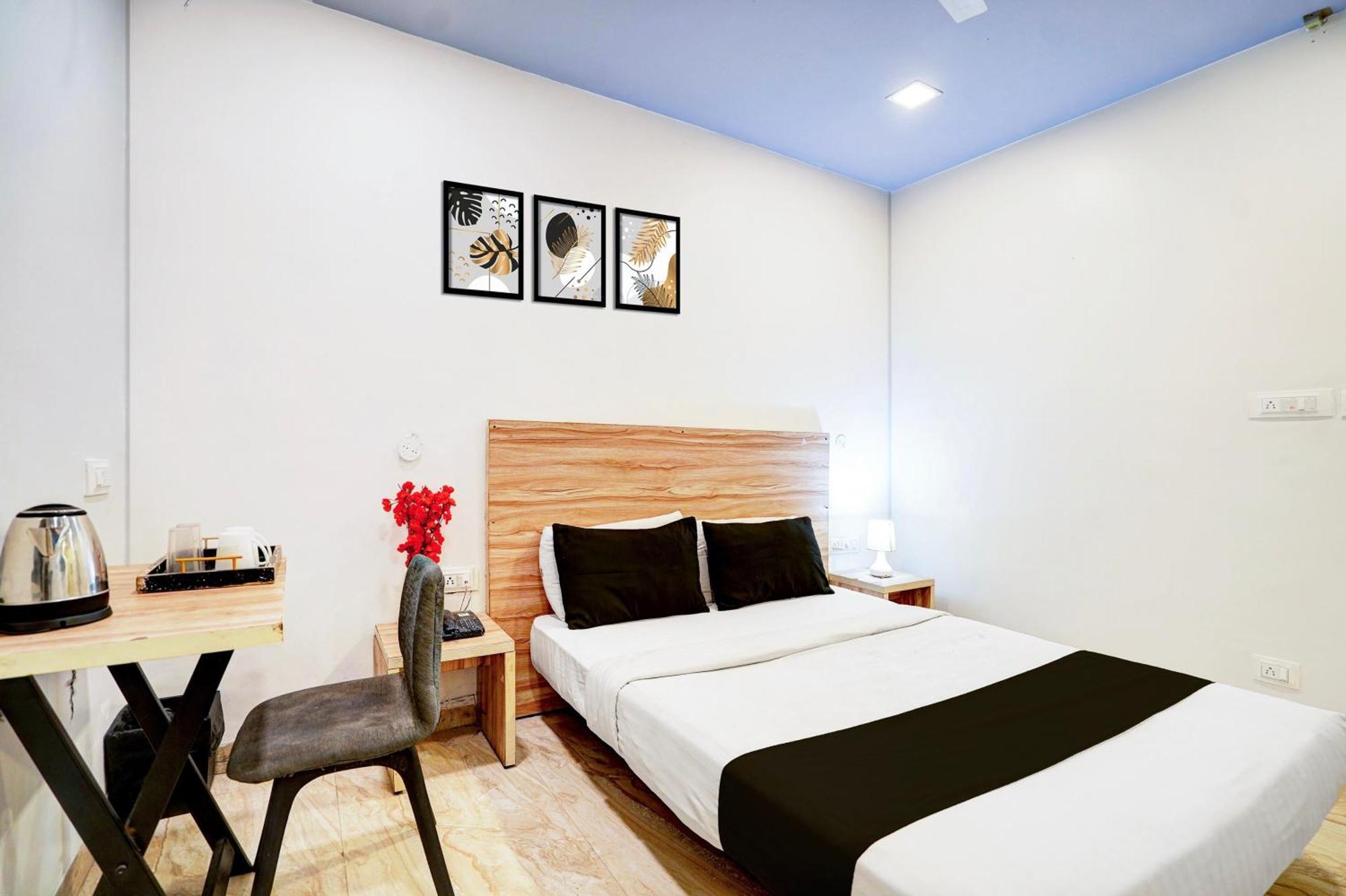 Super O Katol Road Friends Colony Hotel 3*
