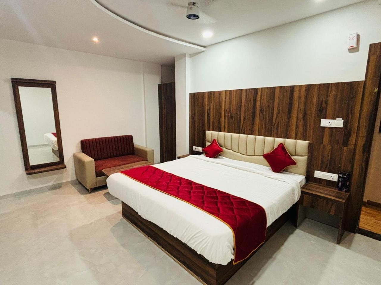 Royal Heritage Hotel Nagpur