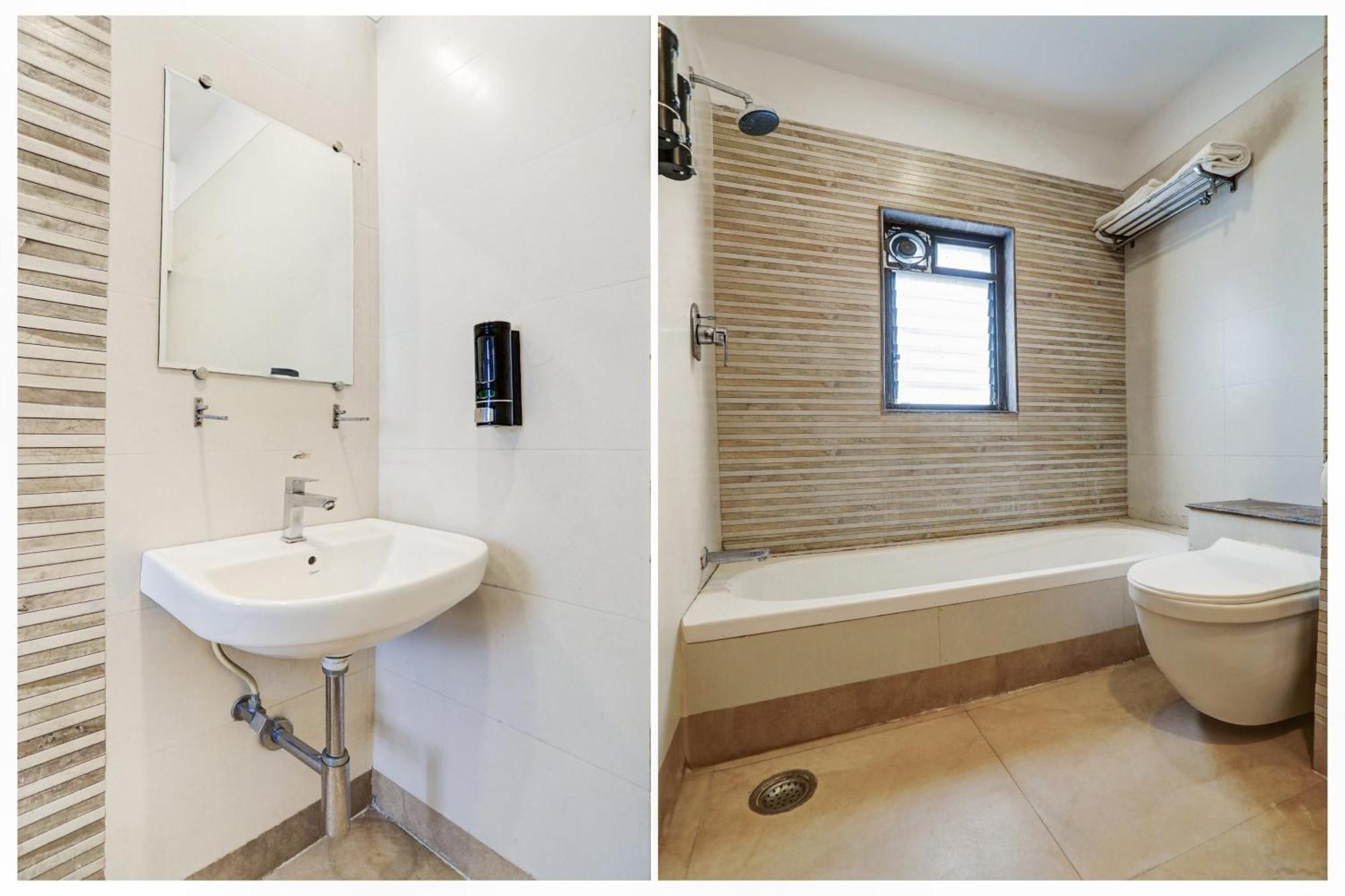 Super Townhouse Oak Ramdaspeth Downtown 3*