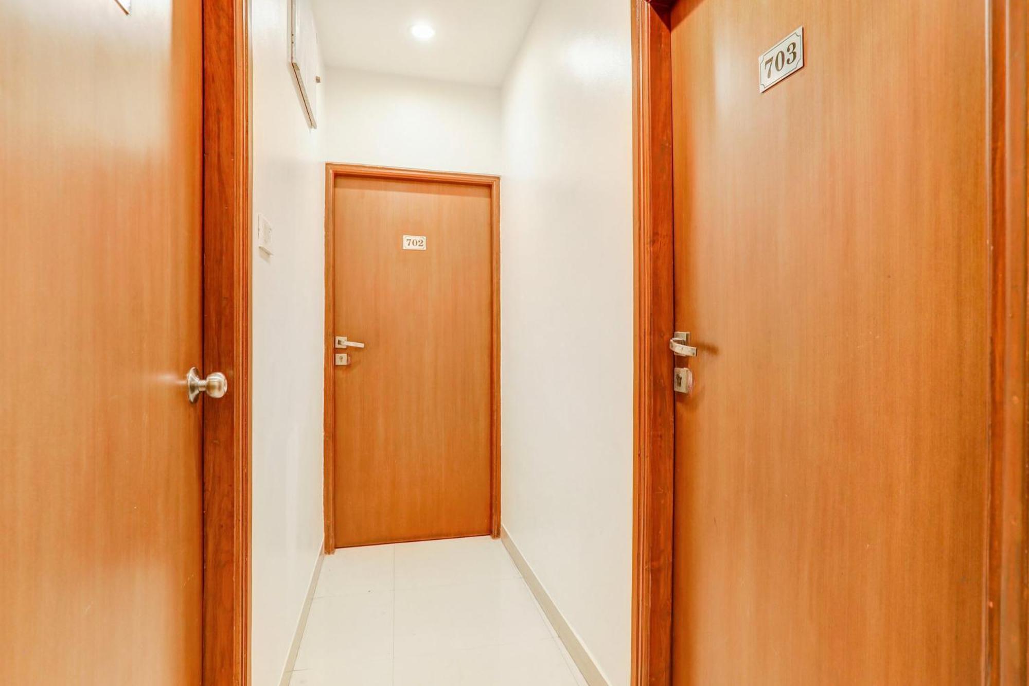 Super Townhouse Oak Ramdaspeth Downtown 3*