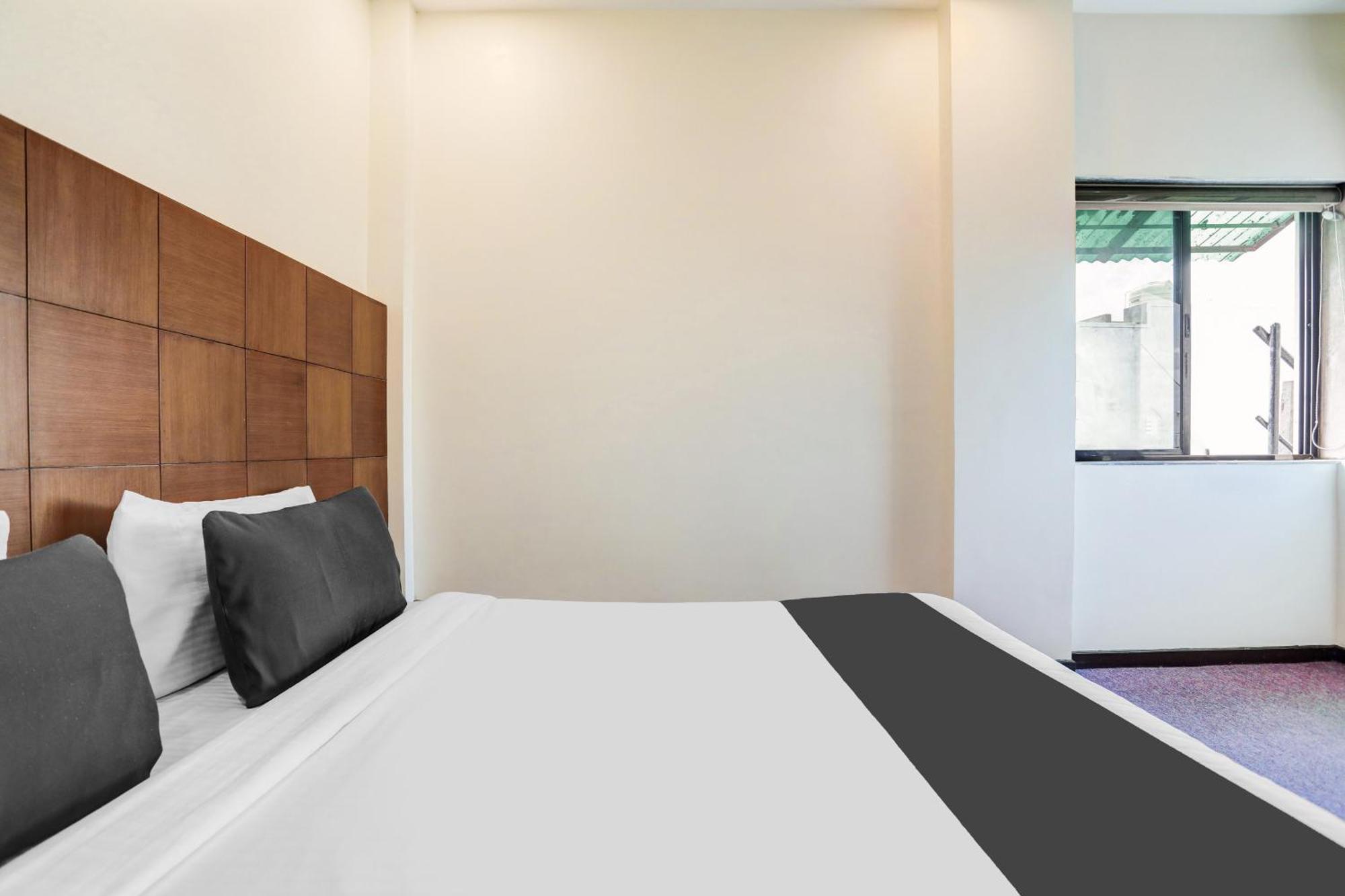 Super Townhouse Oak Ramdaspeth Downtown 3* Nagpur