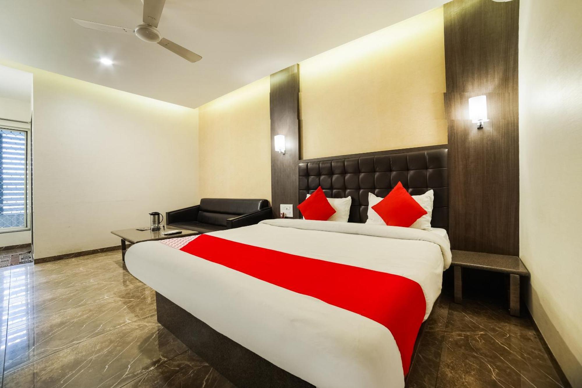 Collection O Railway Station Formerly Jagannath Deluxe Hotel *