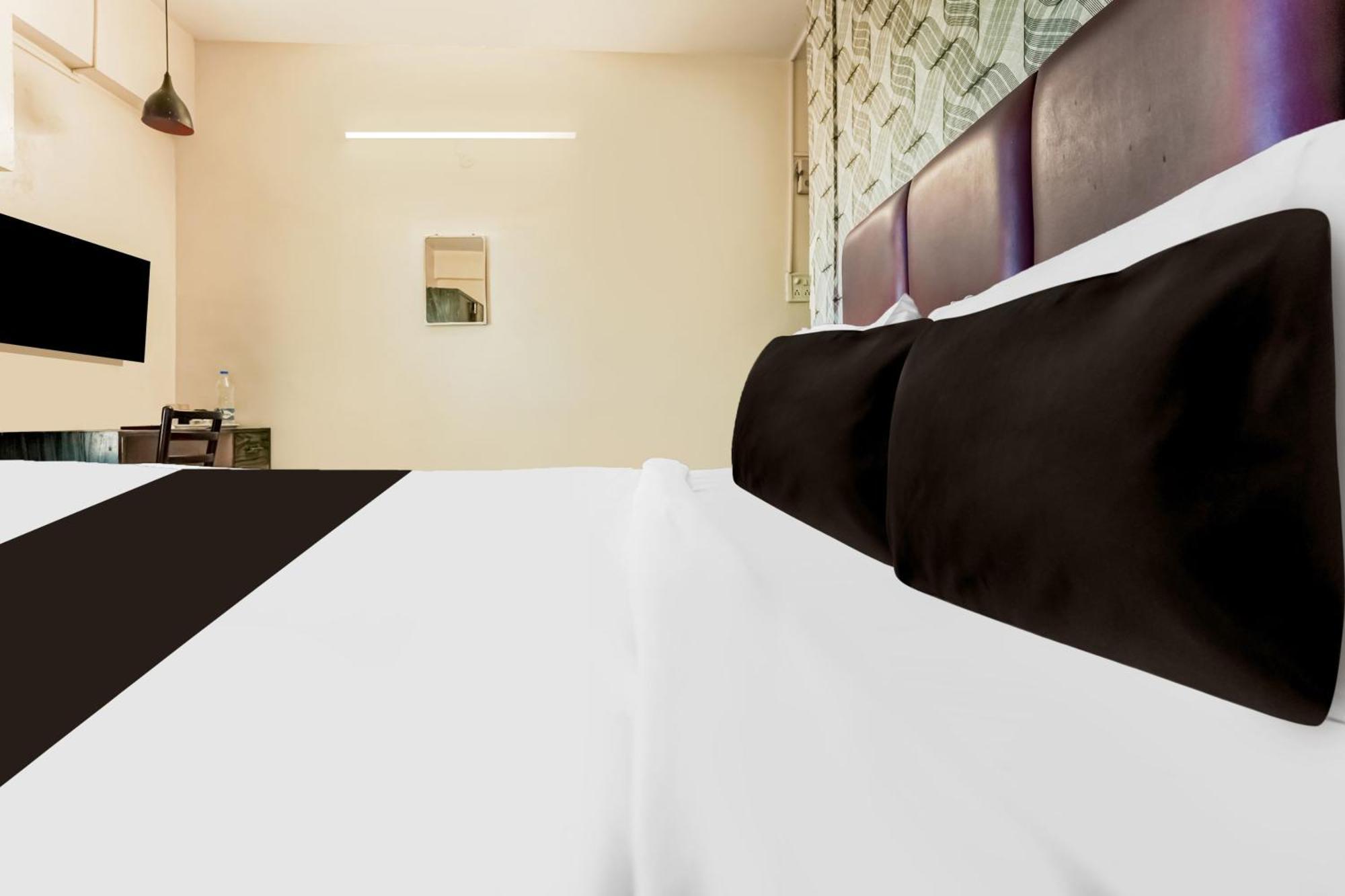 Hotel O Aqsha Paradise Nagpur