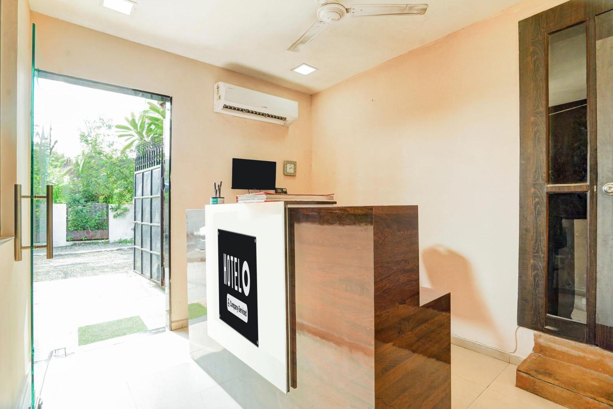 Hotel Super O Hingna Road Near Rachana Metro Station 3*