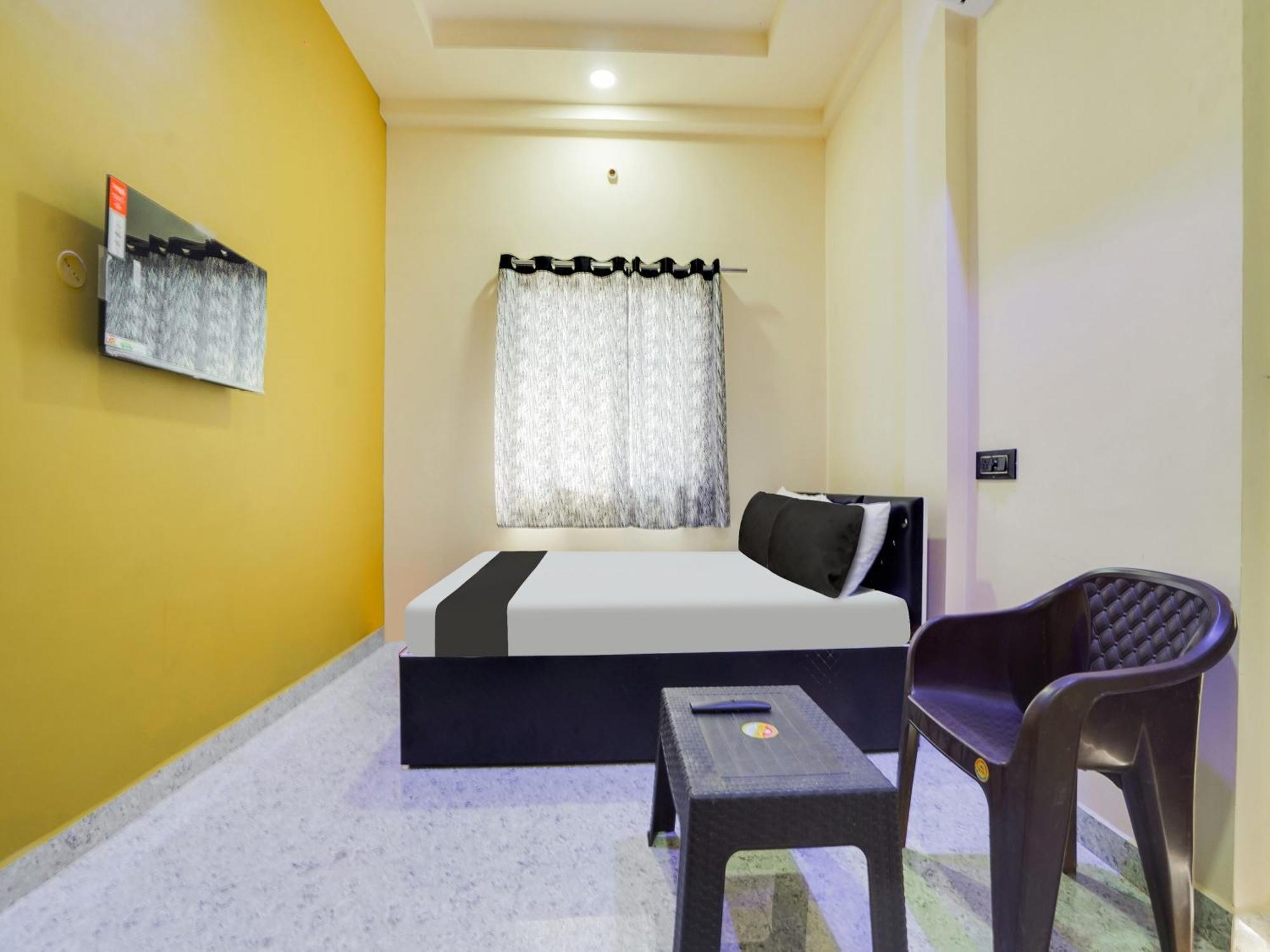 Hotel O Rk Nagpur