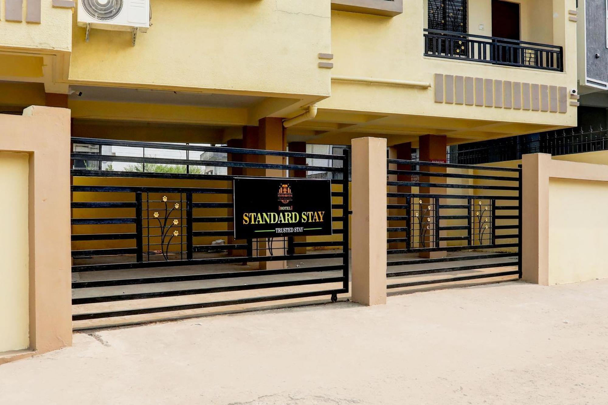 Hotel O Standard Nagpur