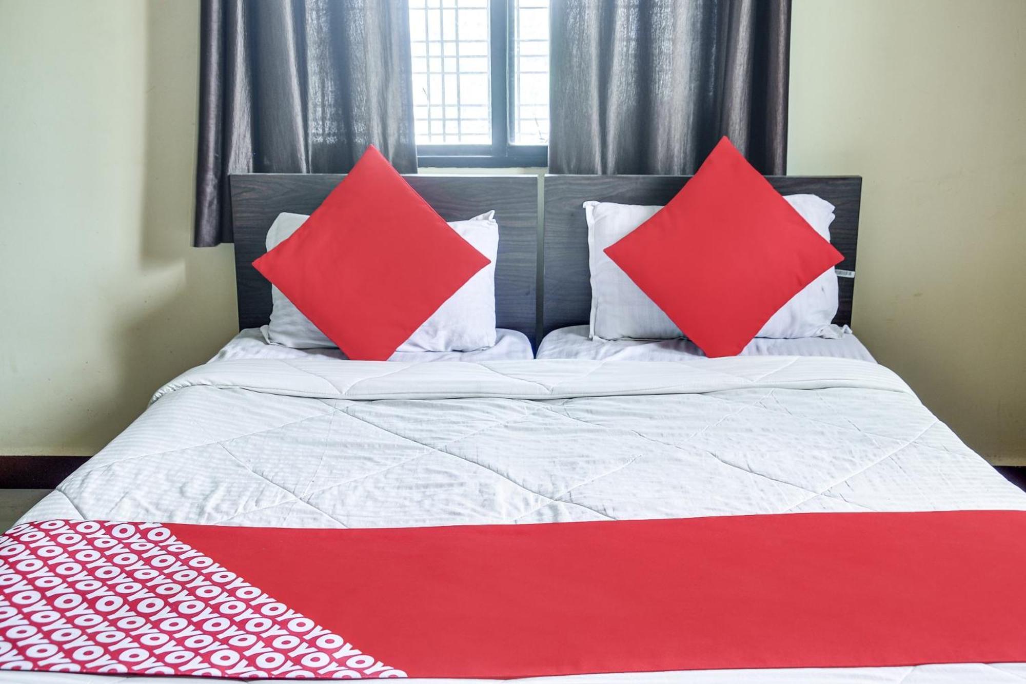 O Infinity Hotel 3*