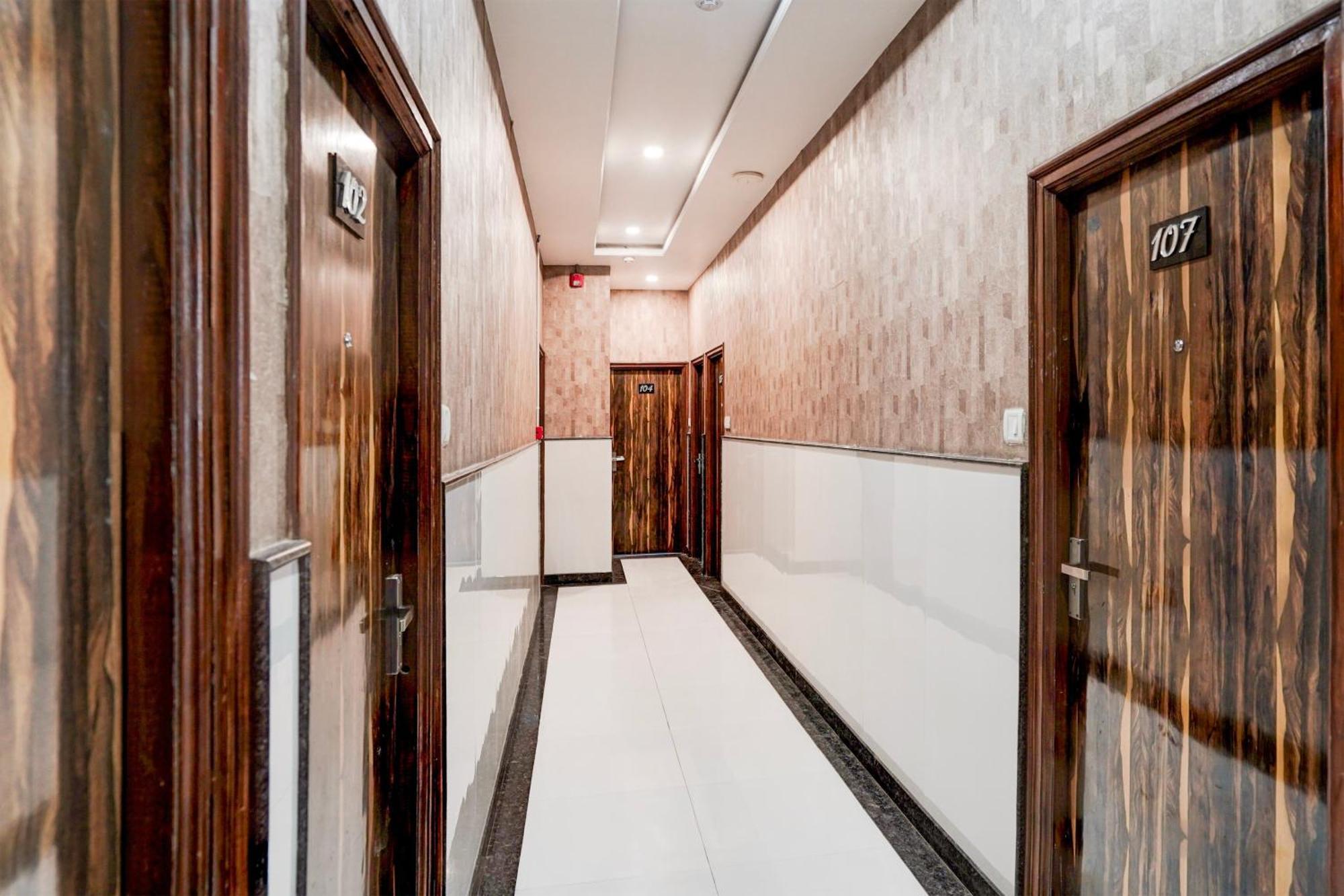 Super O Itwari Railway Station Formerly Prime Hotel