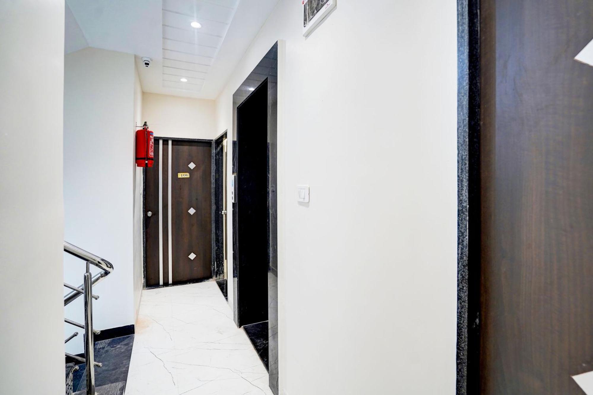 Hotel Super O Manish Nagar *