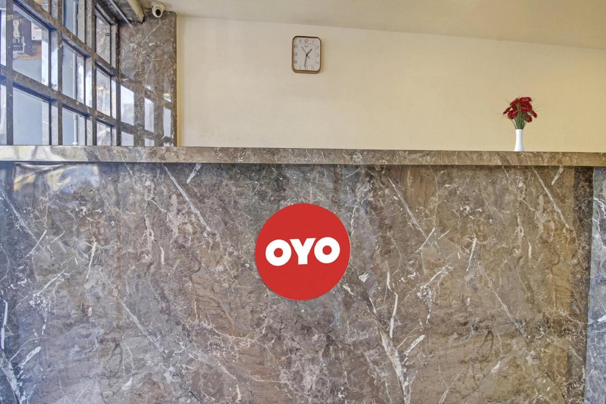 Hotel O Crossroad Nagpur