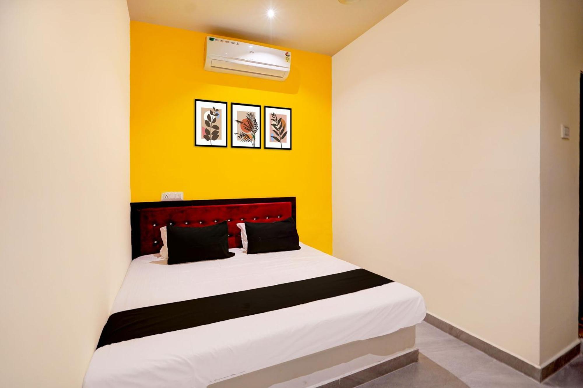 Hotel O S S Nagpur