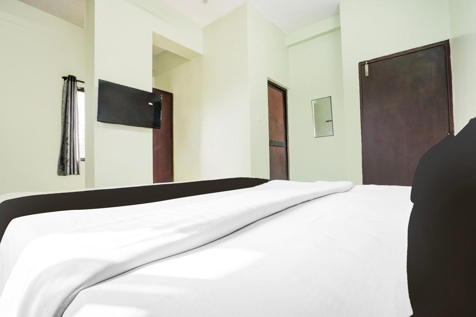 Super O Rajendra Nagar Hingna Road Hotel
