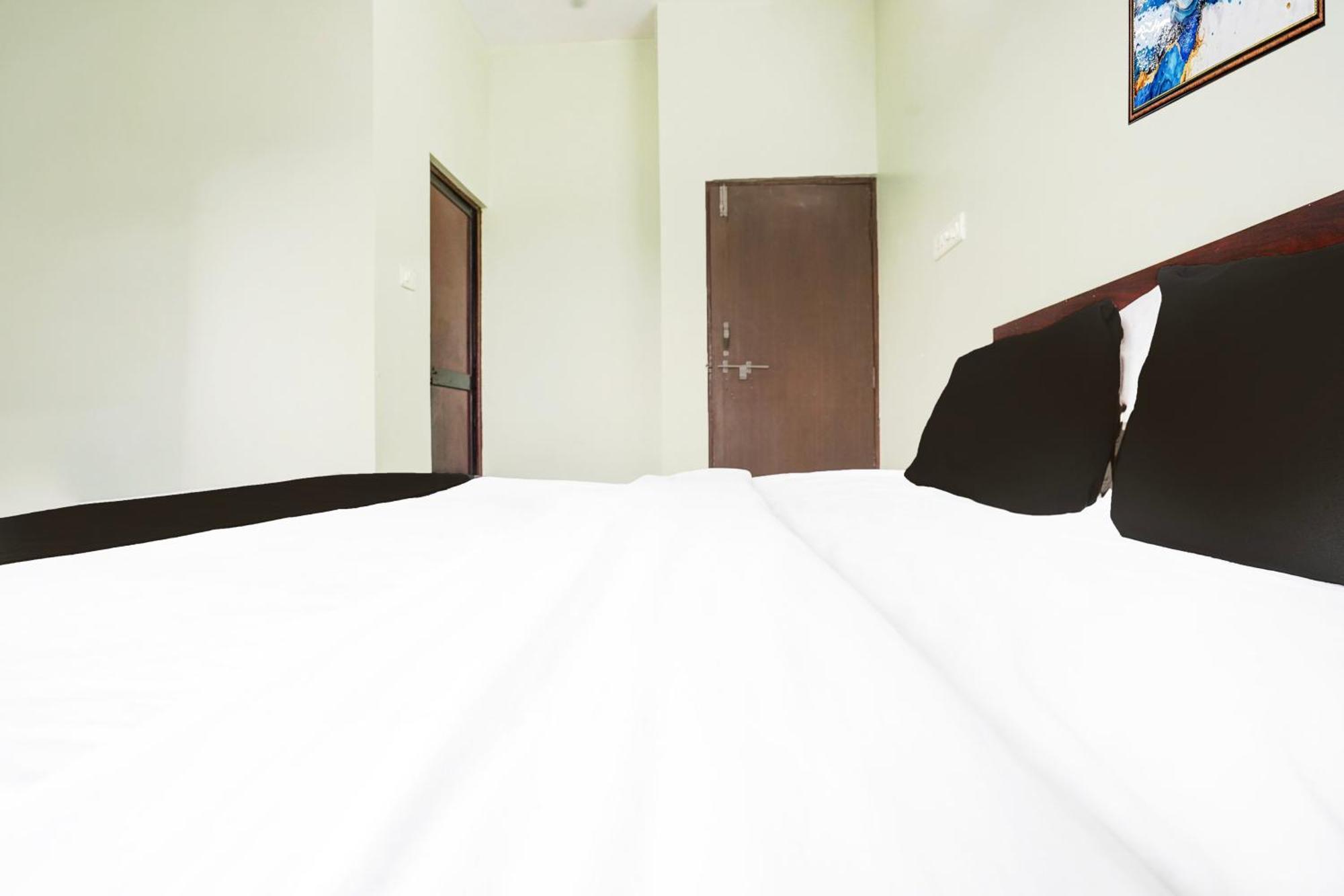 Hotel Super O Rajendra Nagar Hingna Road