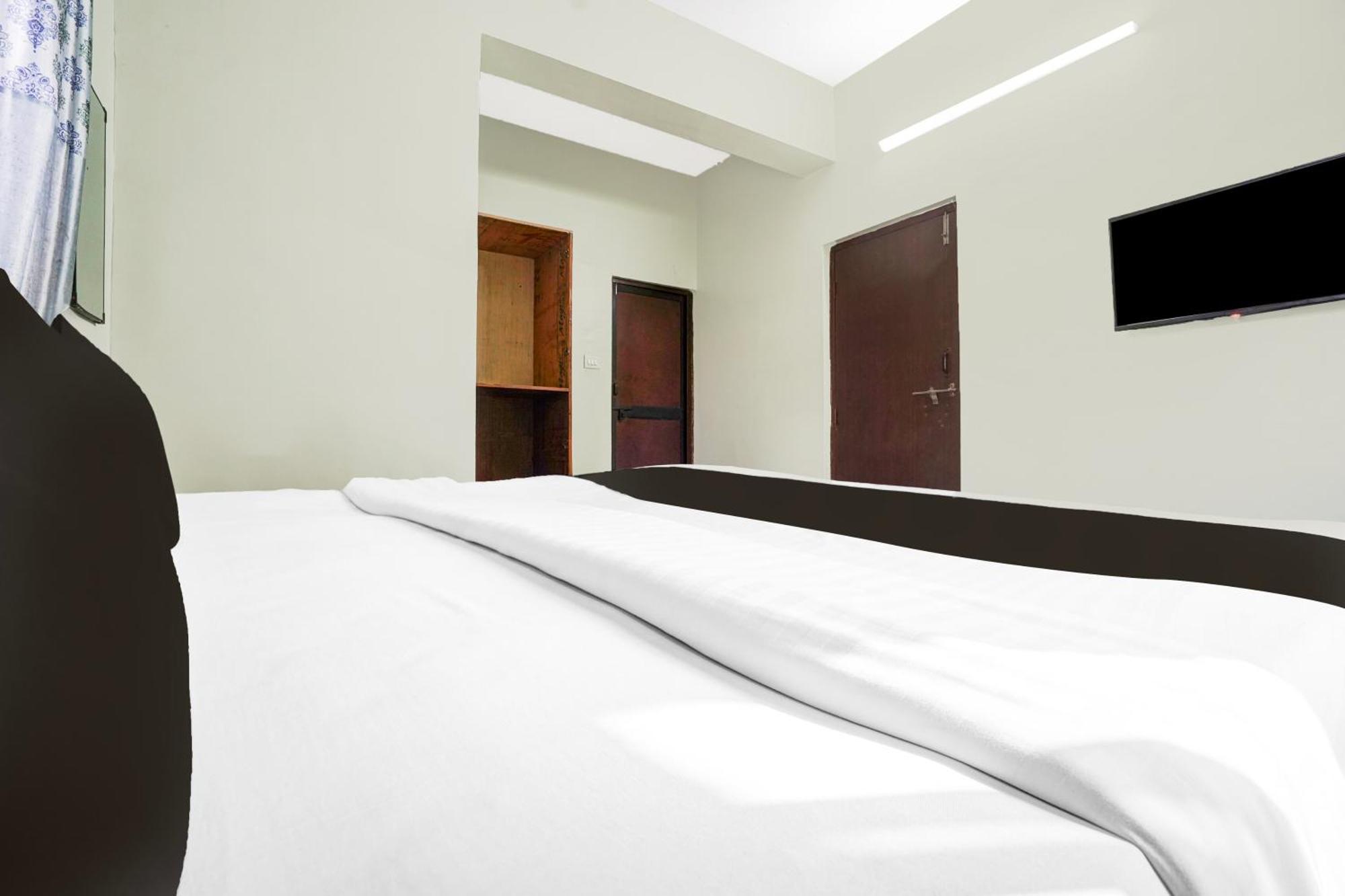 Hotel Super O Rajendra Nagar Hingna Road 4*