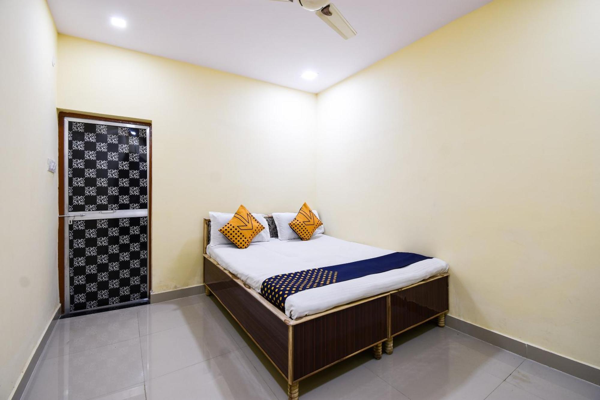 Hotel O Gaurav Nagpur