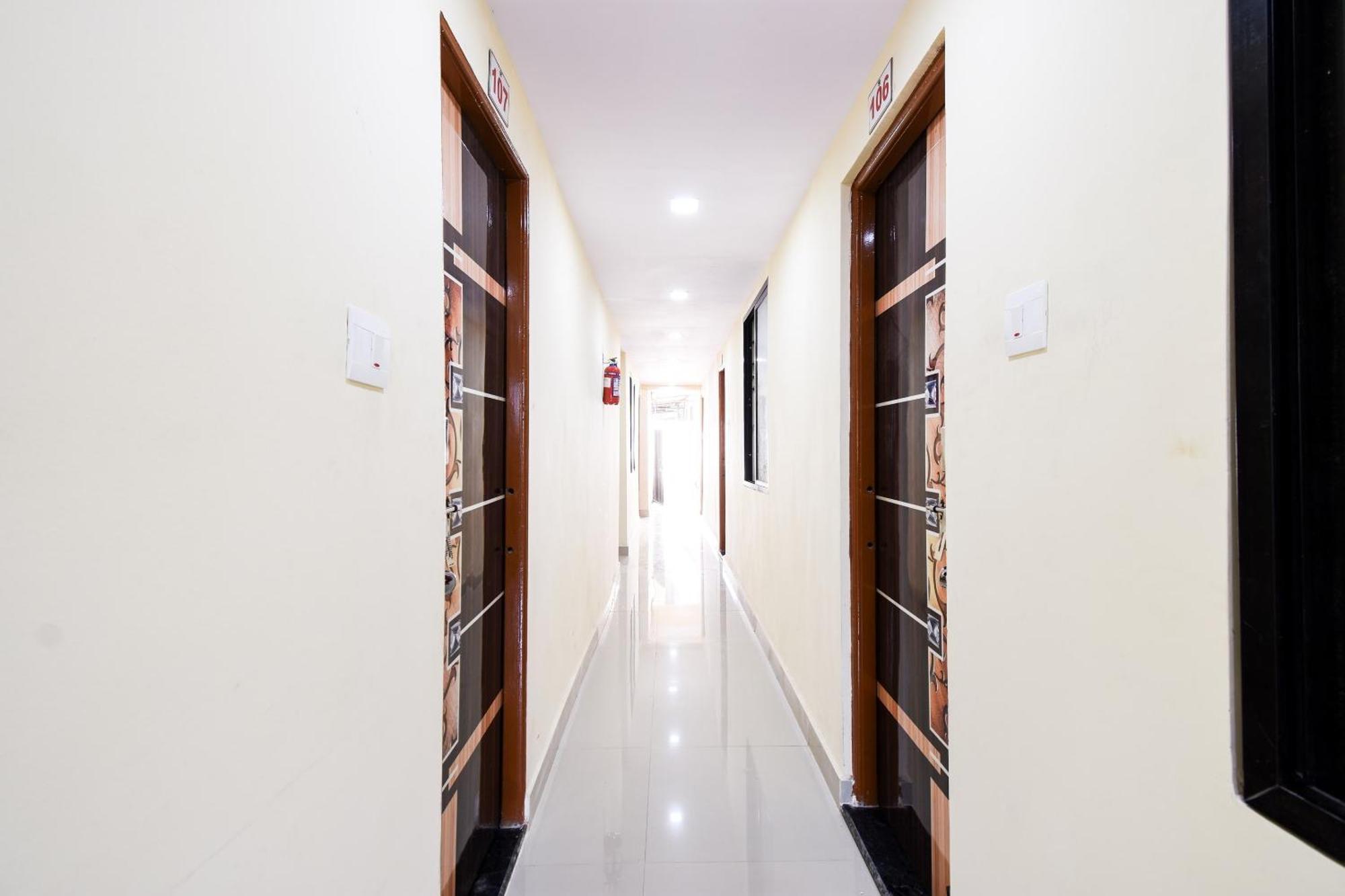 O Gaurav Hotel Nagpur