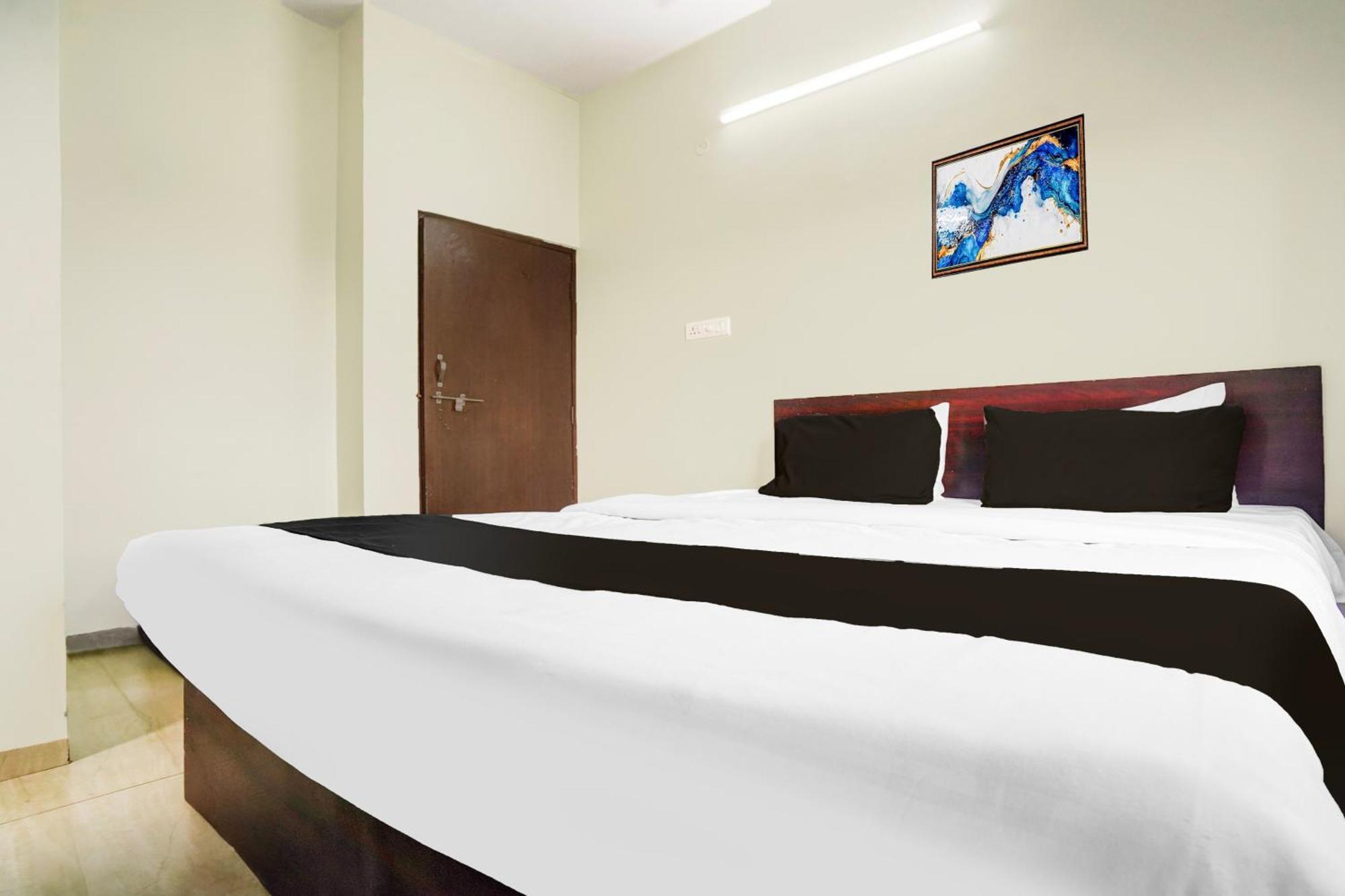 Hotel Super O Rajendra Nagar Hingna Road 4*