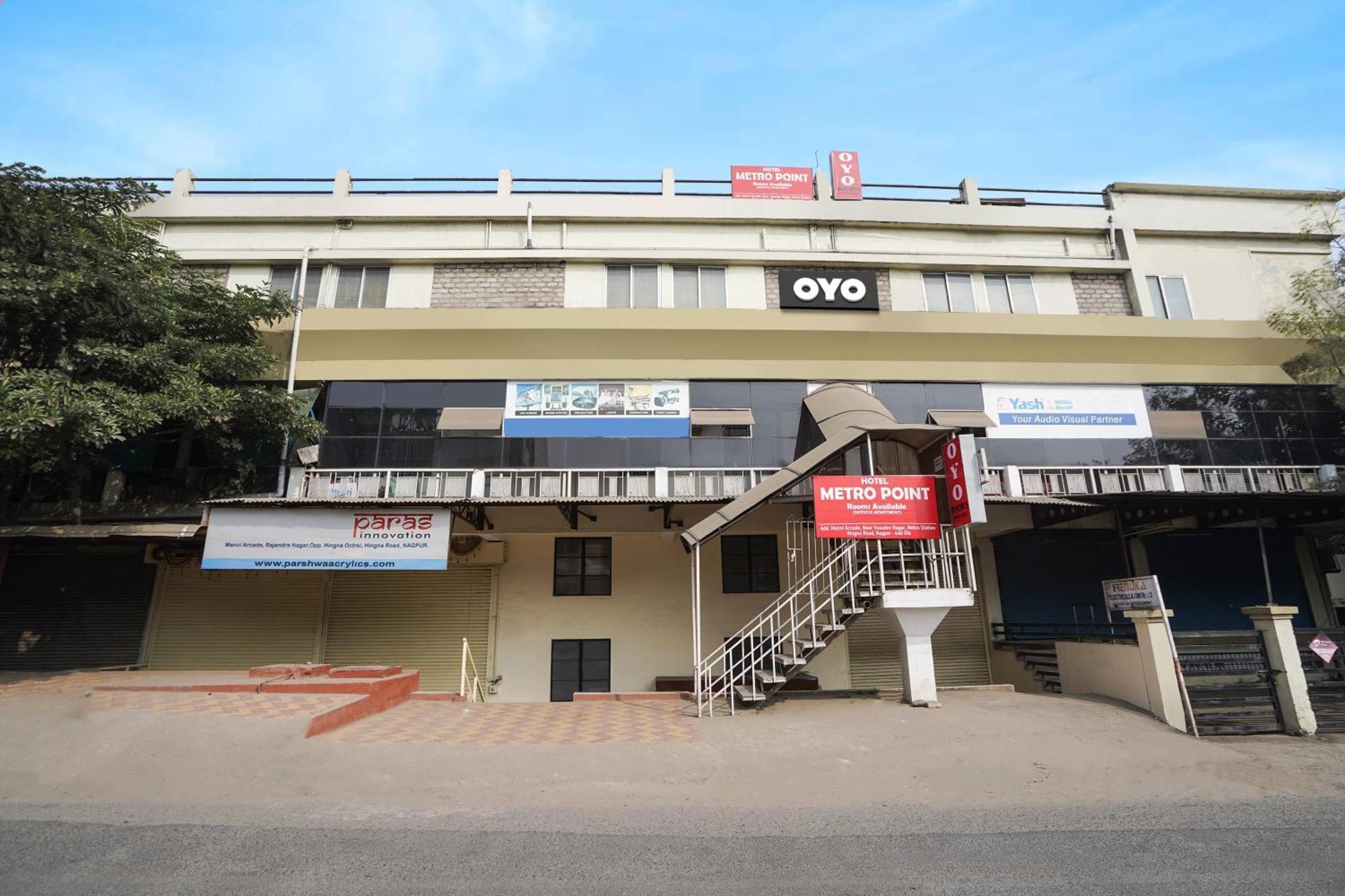 O Metro Point Hotel 3*