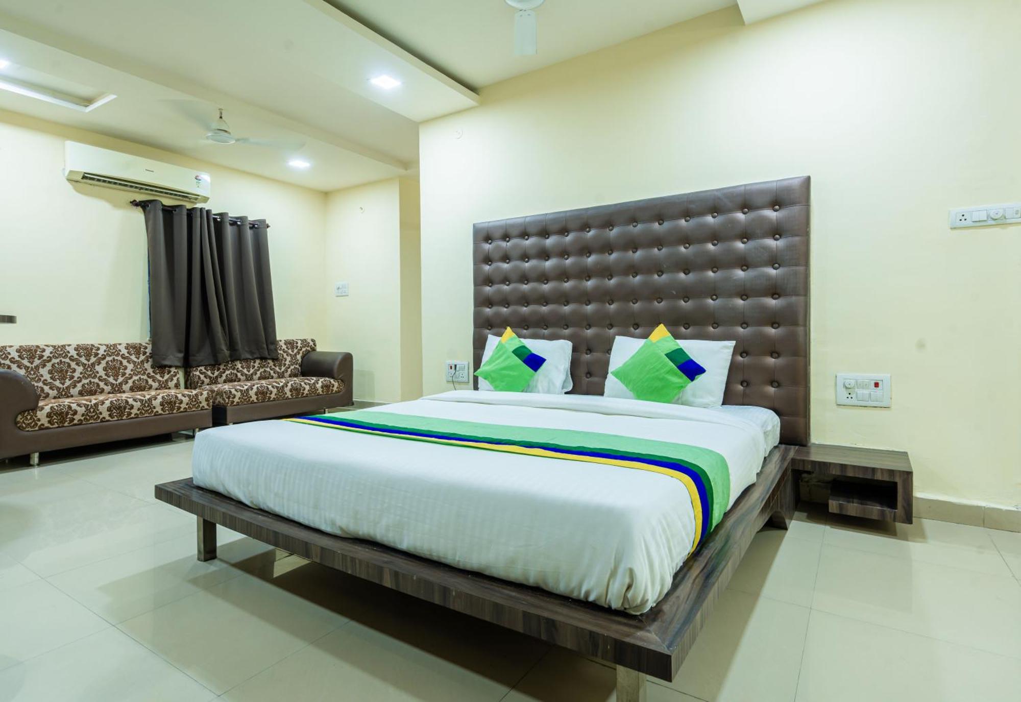 Hotel Udyam Glory *