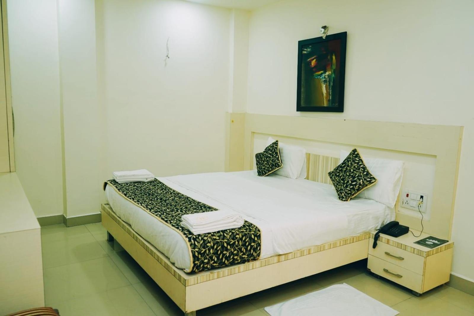 Hotel Udyam Glory *