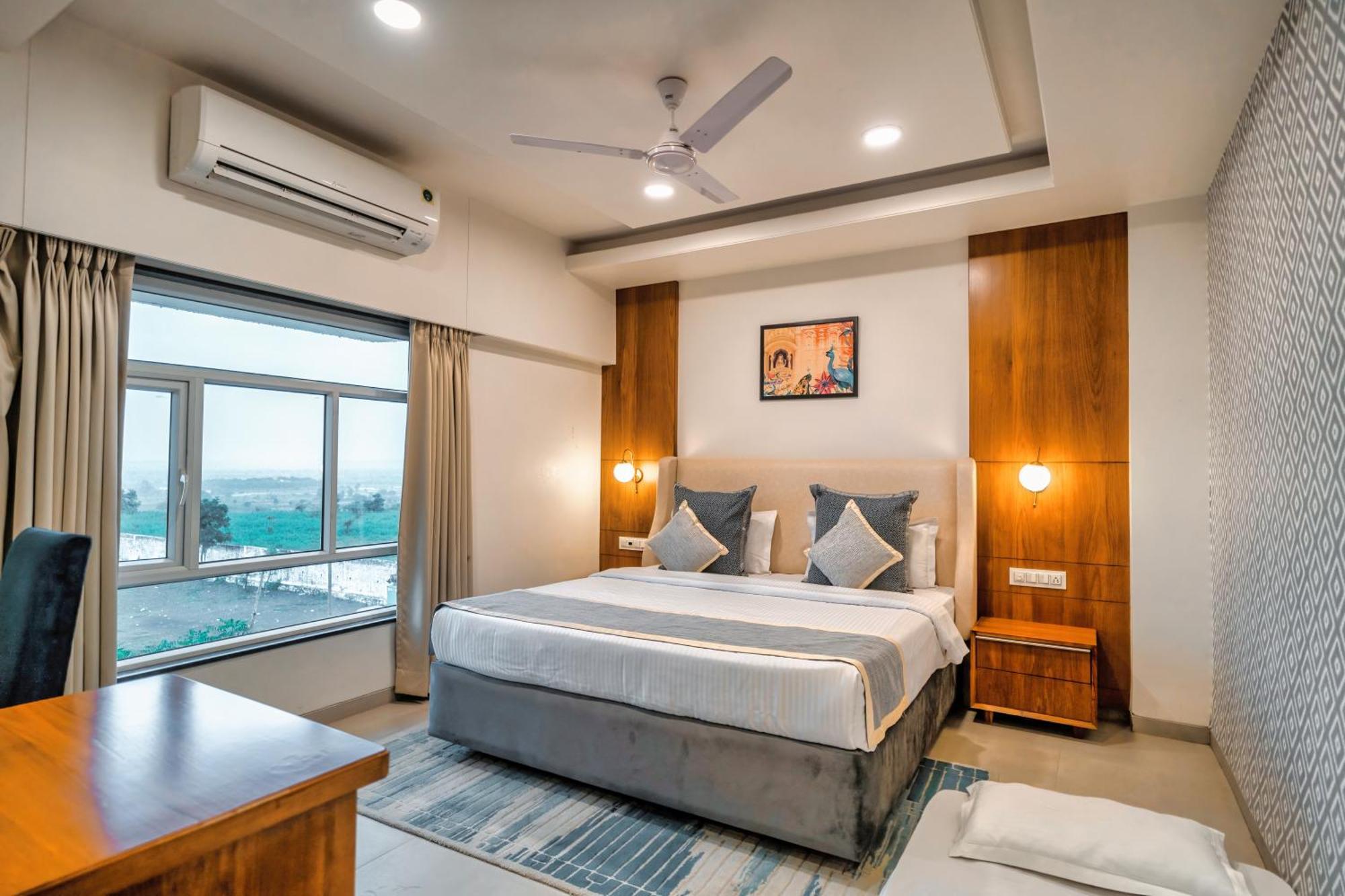 Resort Chokar Dhani 4*