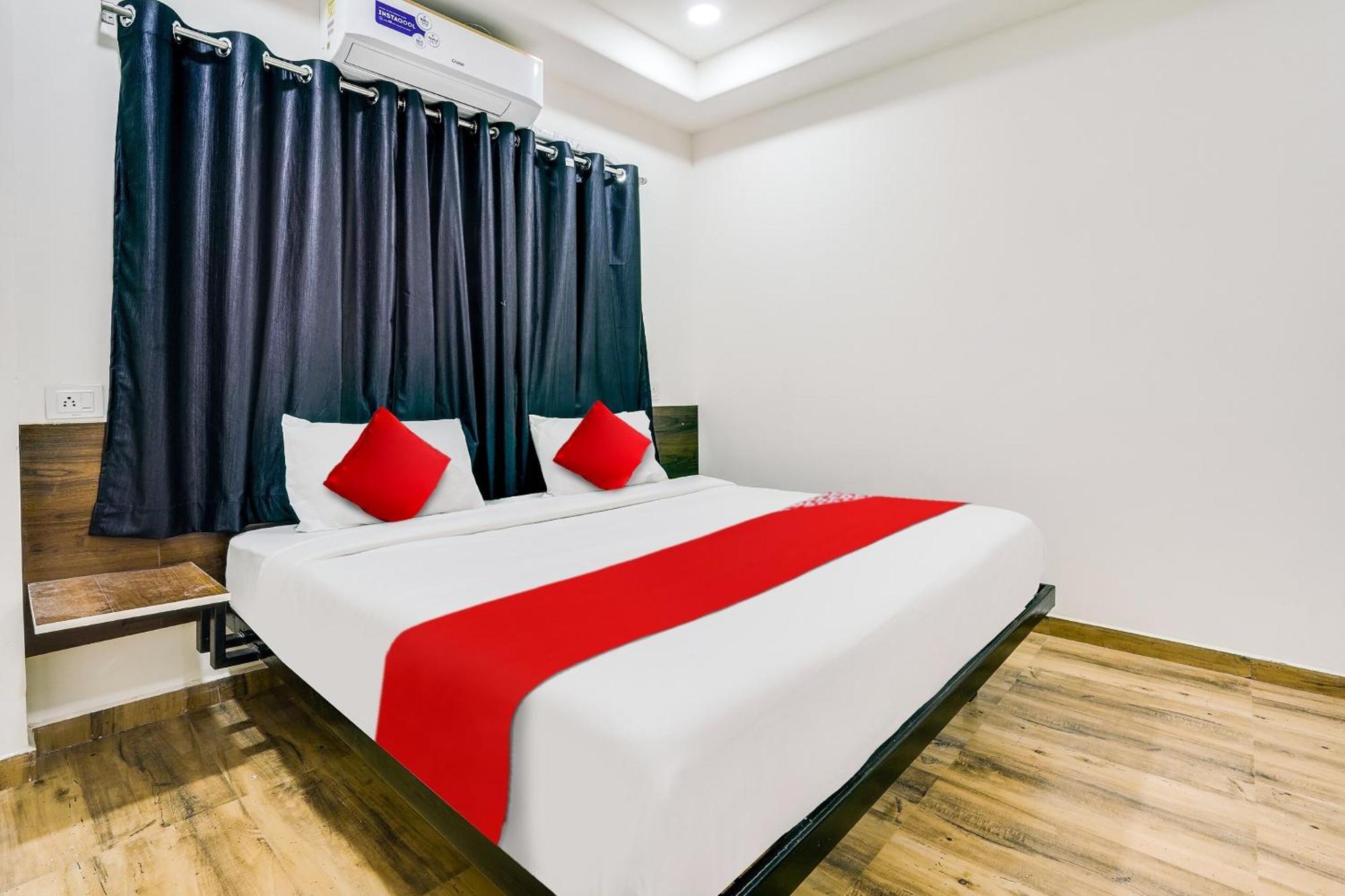 Hotel Super O White 4*