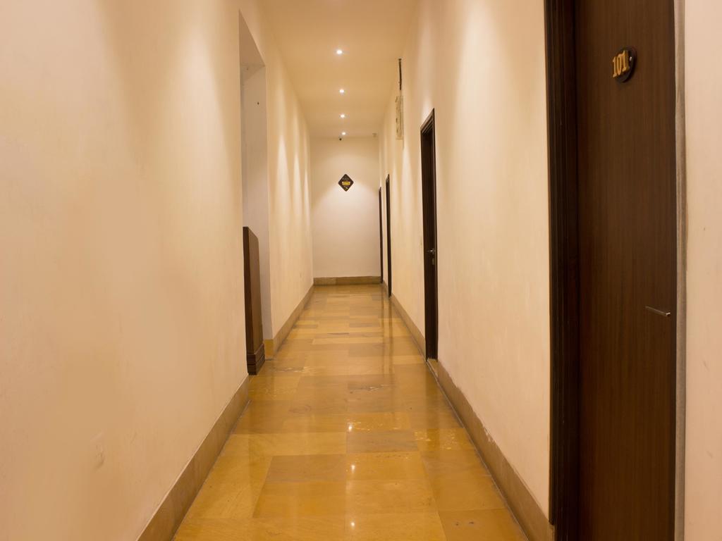 Hotel Oyo 1016 Heritage Embassy 3*