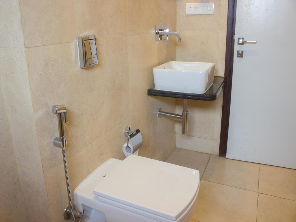 Oyo 1016 Heritage Embassy Hotel Nagpur