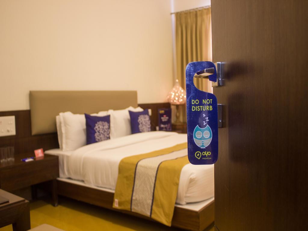 Hotel Oyo 1016 Heritage Embassy Nagpur