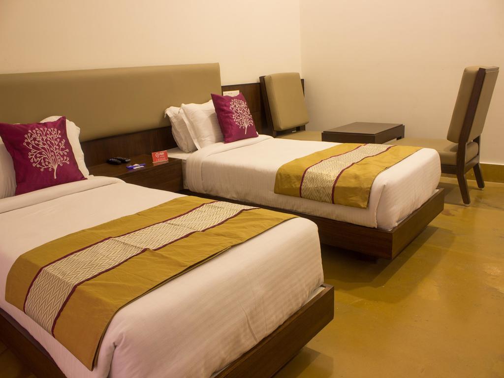Oyo 1016 Heritage Embassy Hotel