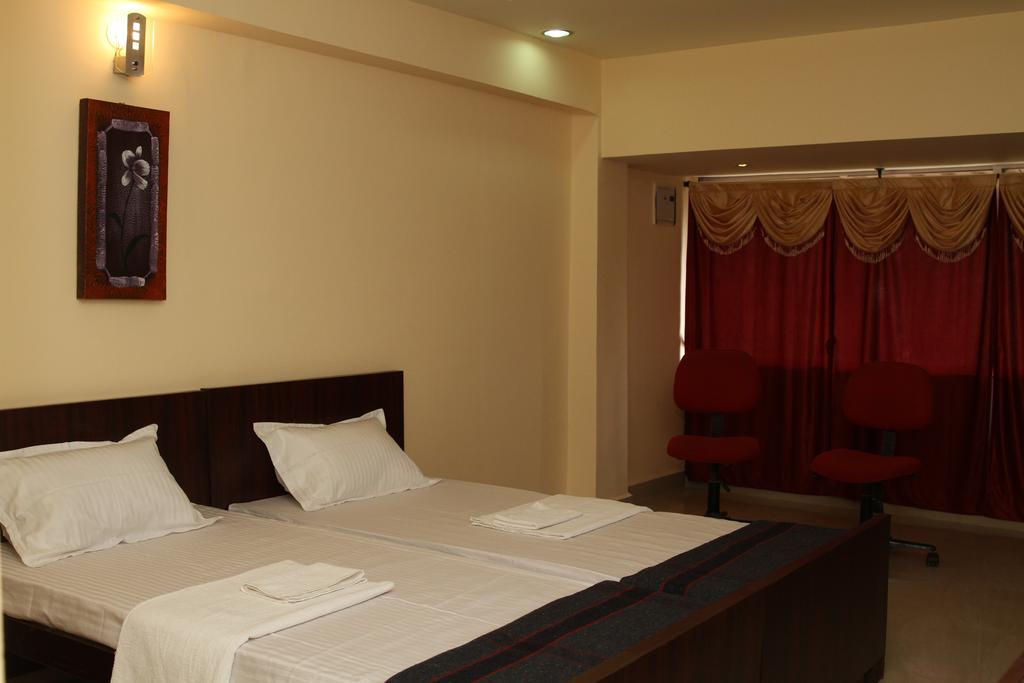 Hotel Aditya 3*