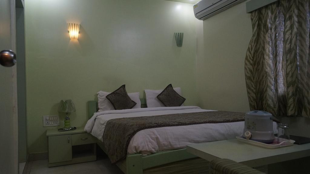 Hotel Parashar Check Nagpur