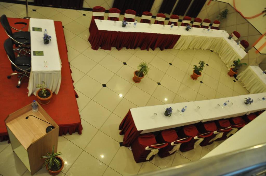 Hotel Mansarovar-a Budget Nagpur