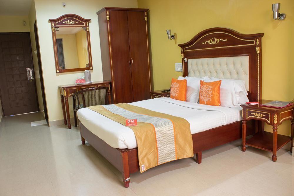 Oyo Flagship 072 Hotel Orient Inn