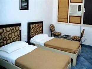 Fabhotel Dua Continental Nagpur
