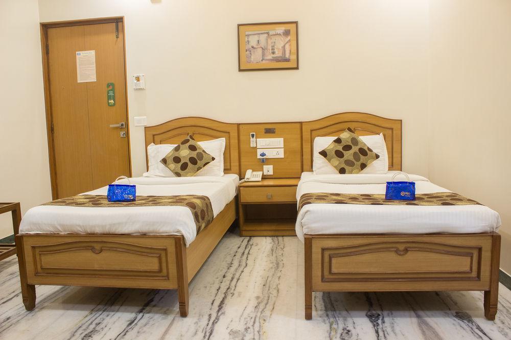 Hotel Oyo Premium Airport Nagpur
