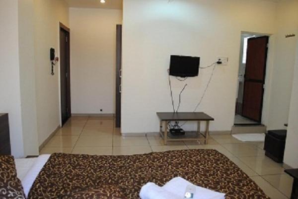 Mansarovar-a Budget Hotel Nagpur
