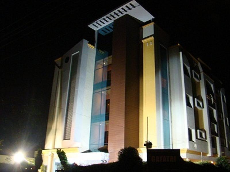 Shree Gayatri Hotel 3*