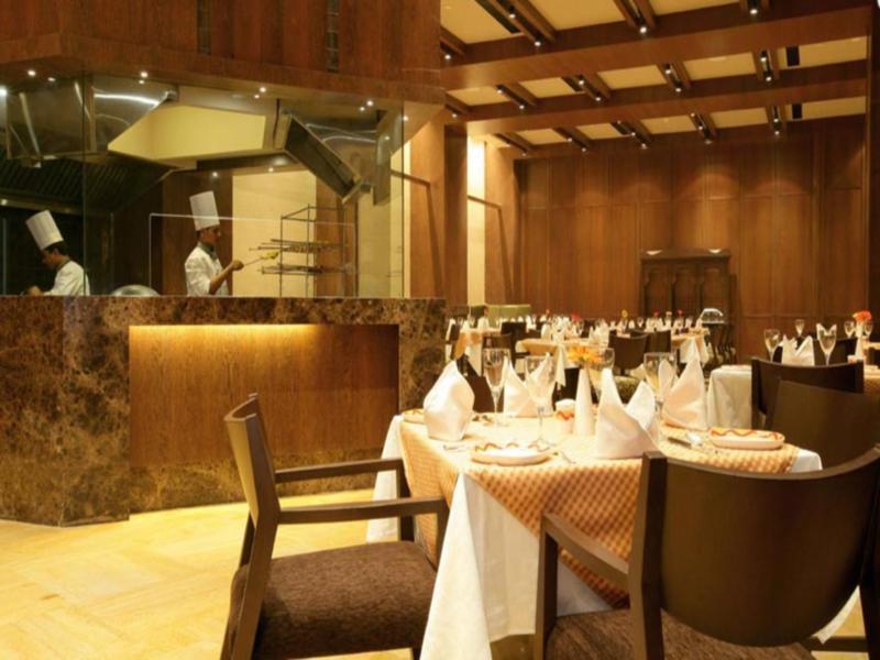 Le Meridien Hotel