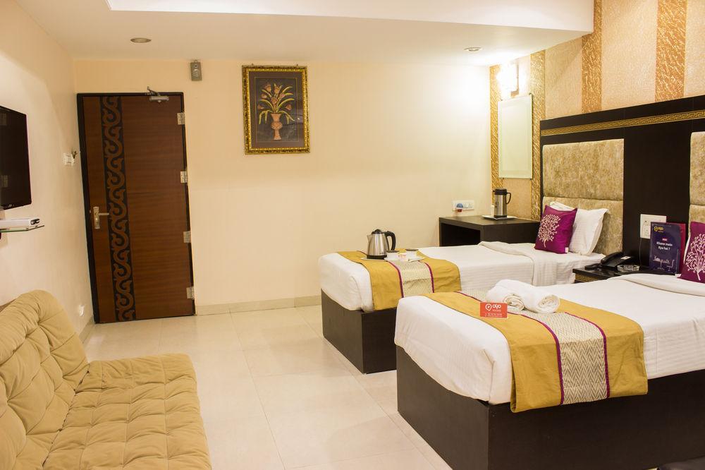 Oyo Premium Ganesh Peth Hotel 3*