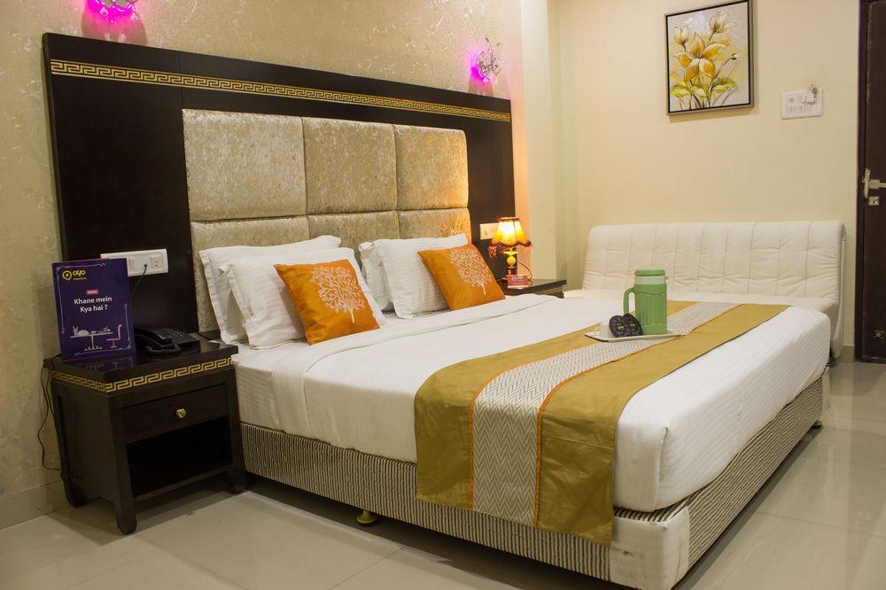 Collection O Orient Star Hotel