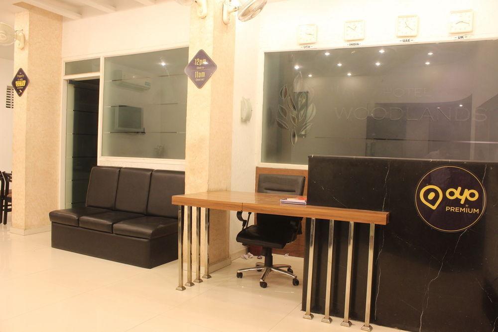 Oyo Premium Railway Station Hotel