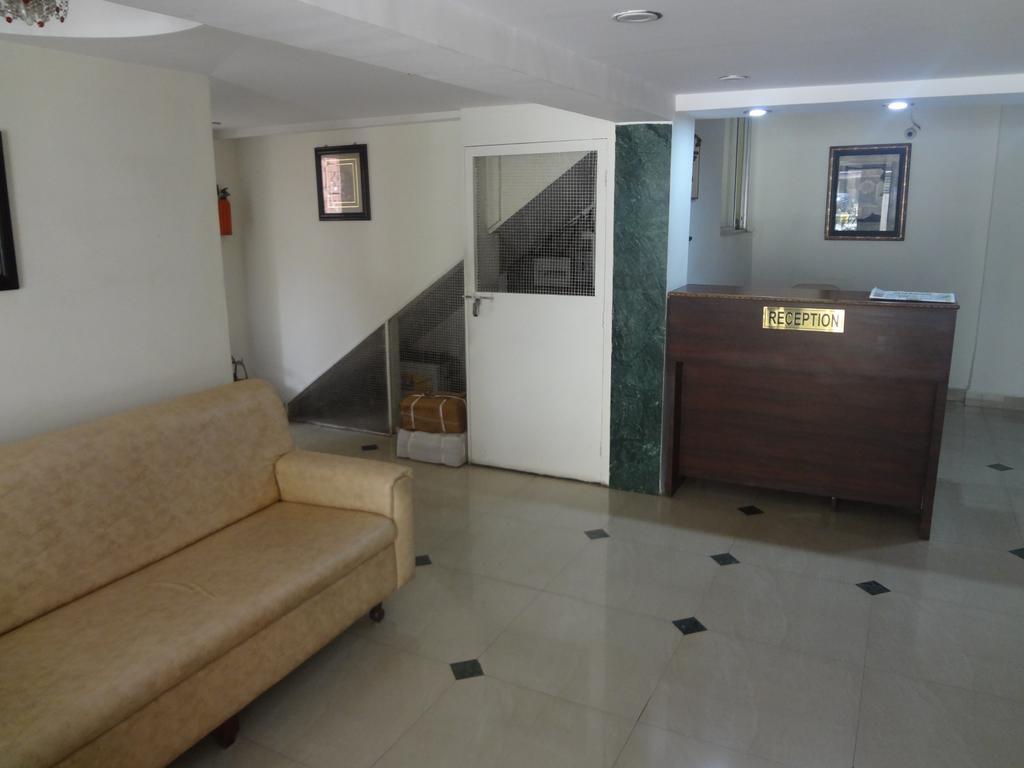 Aditya Hotel