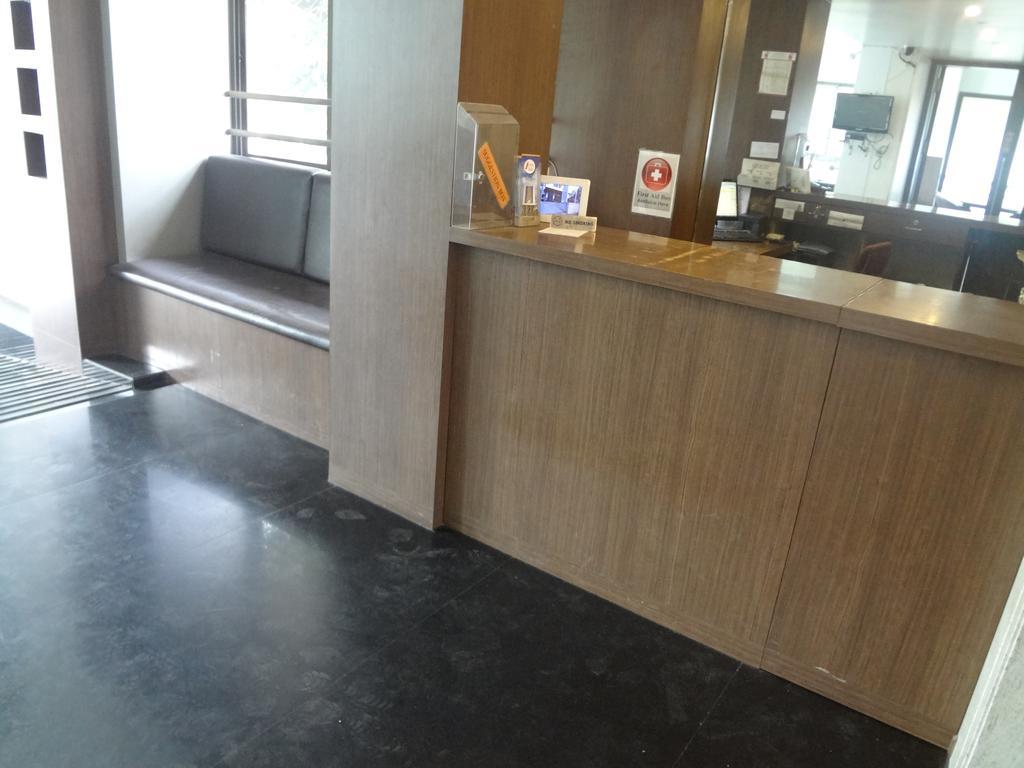Hotel Adi 3*