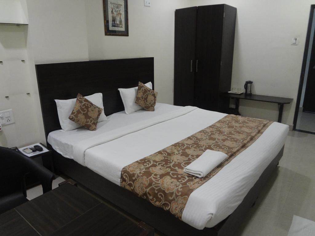 Oyo 2493 K P Guest house