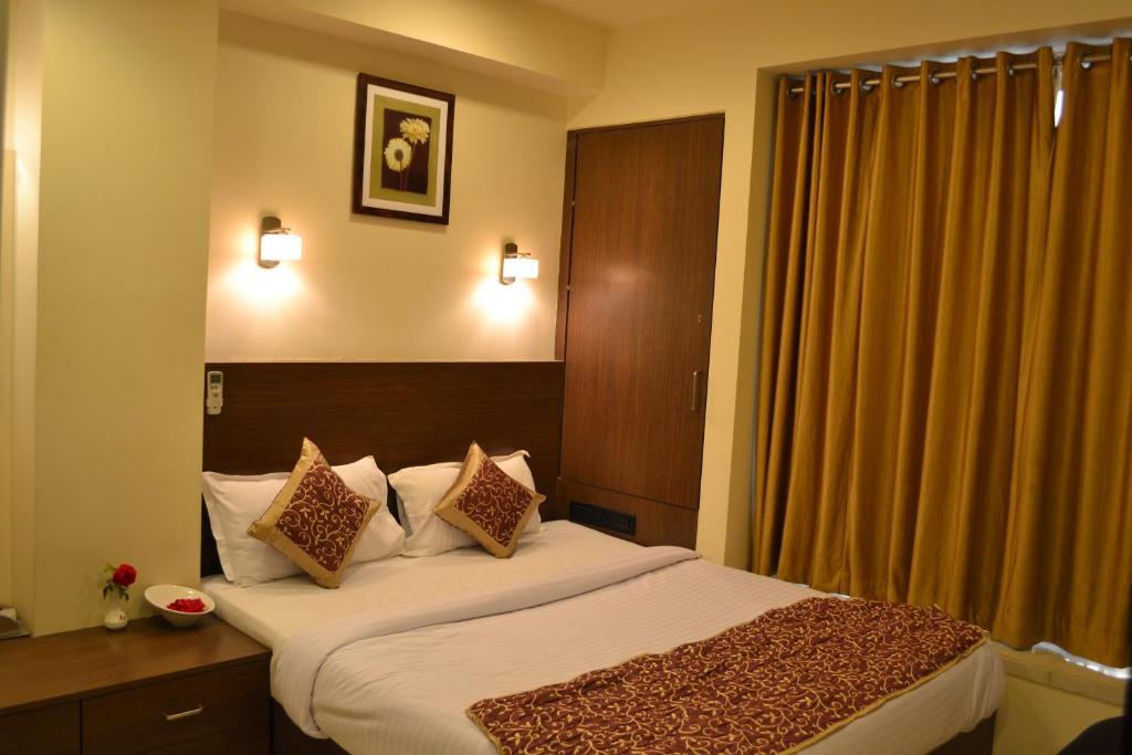 Hotel Adi 3*