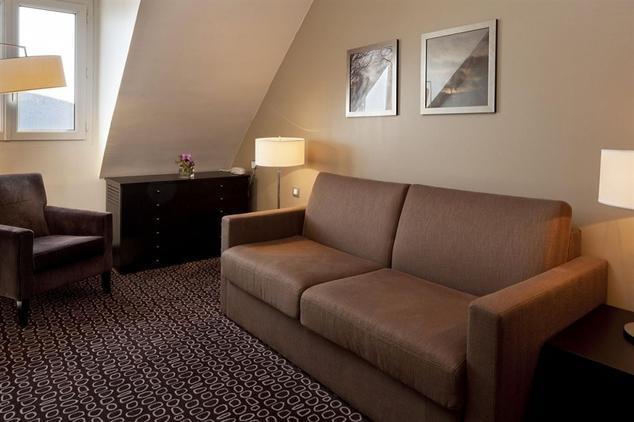 Jk 101 Asian Inn-nr. Empress Mall Hotel 3*