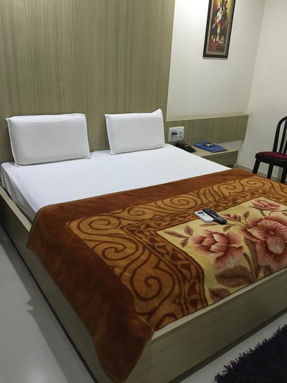 Hotel Jk 101 Asian Inn-nr. Empress Mall Nagpur