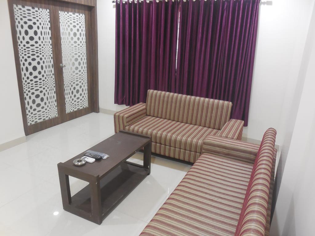 Jk 101 Asian Inn-nr. Empress Mall Hotel