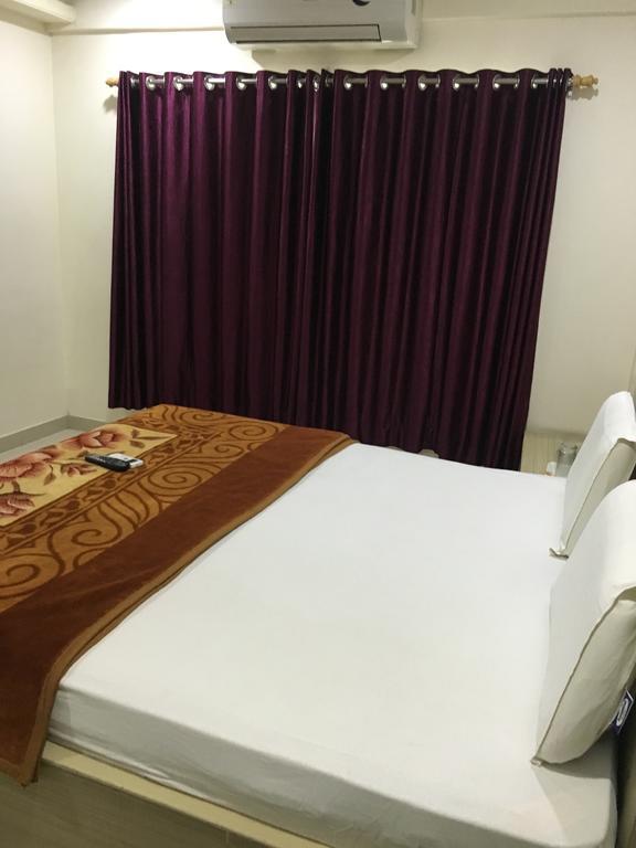 Jk 101 Asian Inn-nr. Empress Mall